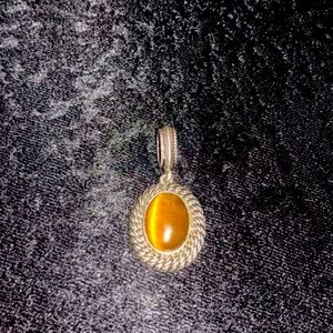 Avon pendant